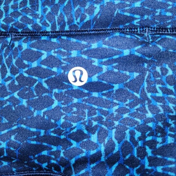 Lululemon Pure Practice Pant in Blue Snake Size 10 Athletic Leggings - Picture 7 of 9